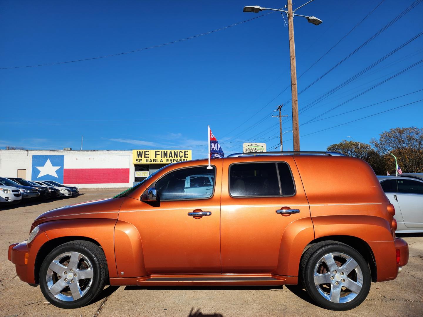 2008 SUNSET ORANGE Chevrolet HHR LT (3GNDA53P58S) with an 2.4L L4 DOHC 16V engine, AUTO transmission, located at 2660 S.Garland Avenue, Garland, TX, 75041, (469) 298-3118, 32.885551, -96.655602 - Photo#6